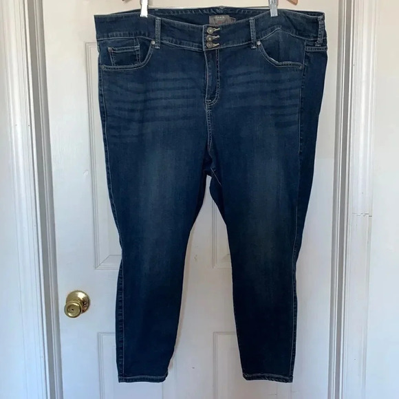 Torrid  Feel  The Fit Jeggings - Picture 4 of 8